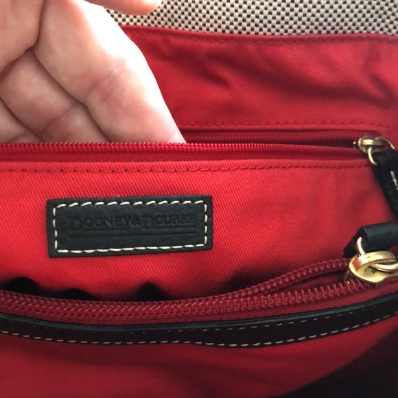 Navy and white Dooney shoulder bag - Picture 5 of 11